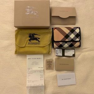 New Burberry compact wallet